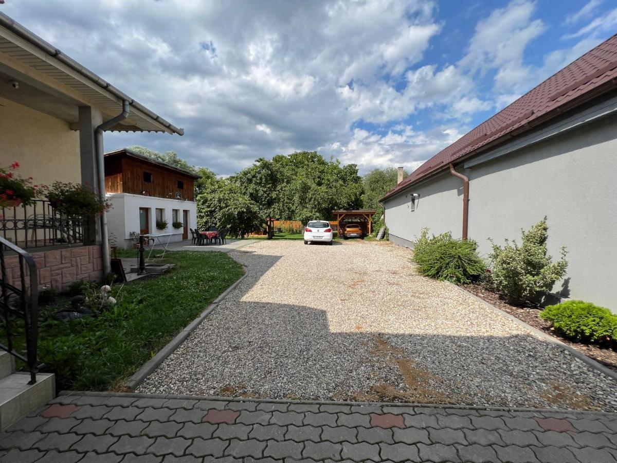 Casa Linda Apartment Turda Exterior photo