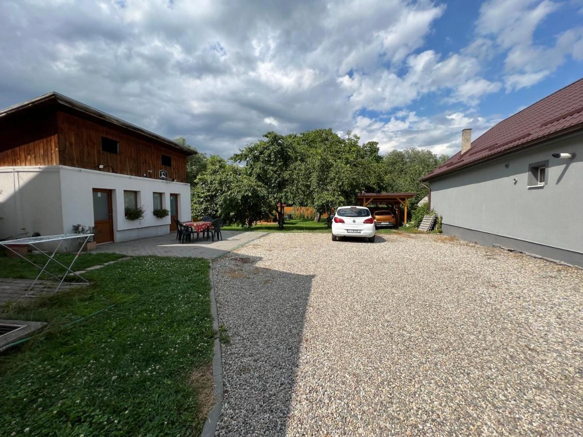 Casa Linda Apartment Turda Exterior photo